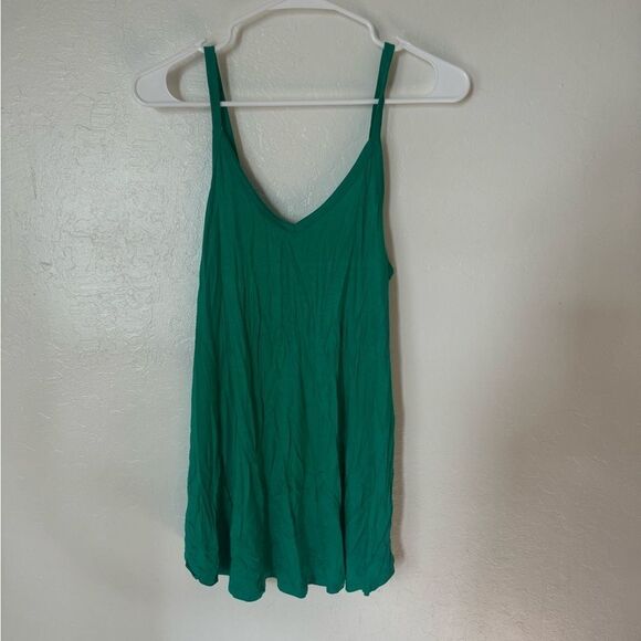 Women’s shop basic green tank top size small - Picture 1 of 3